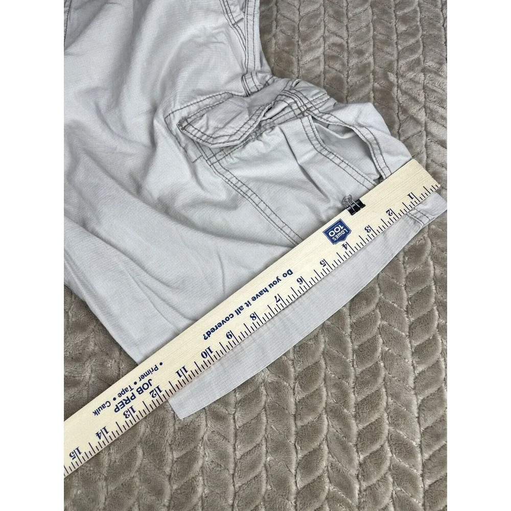 Eddie Bauer Cargo Shorts Mens 36 Stone Gray